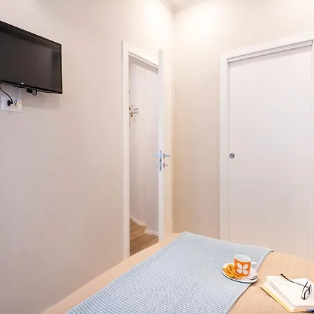 Brera Rentclass Medea * Milan